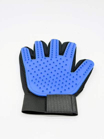 Pet Grooming & De-Shedding Glove for Dogs & Cats | Gentle Hair Removal Mitt