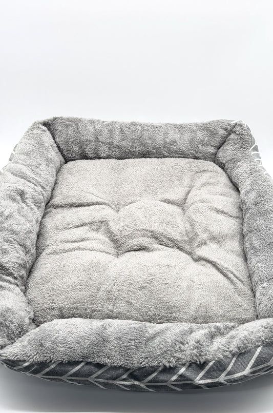 Cozy Plush Orthopedic Cat & Dog Bed – Ultra Soft Pet Bed with Non-Slip Bottom